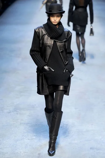 Look 7